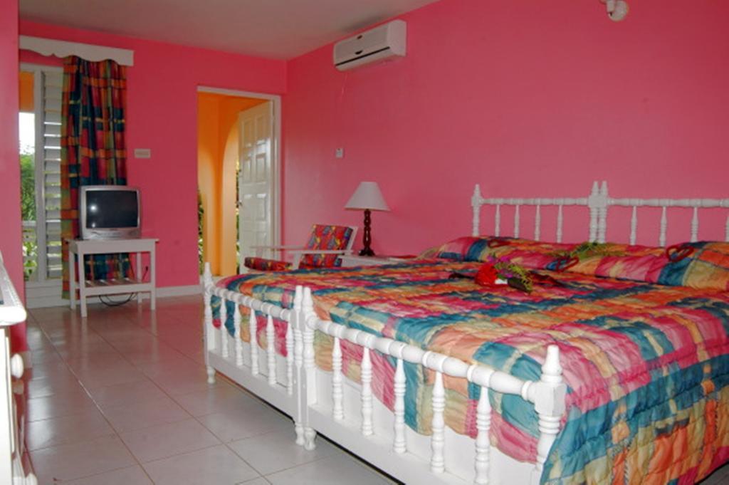 Our Past Time Hotel Negril Oda fotoğraf